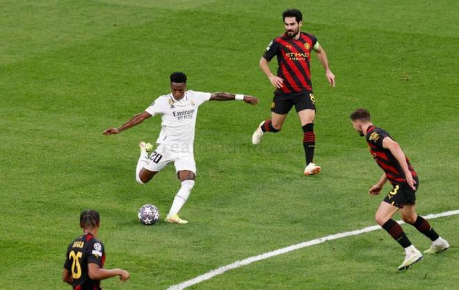 车辆与线上 车辆与线上